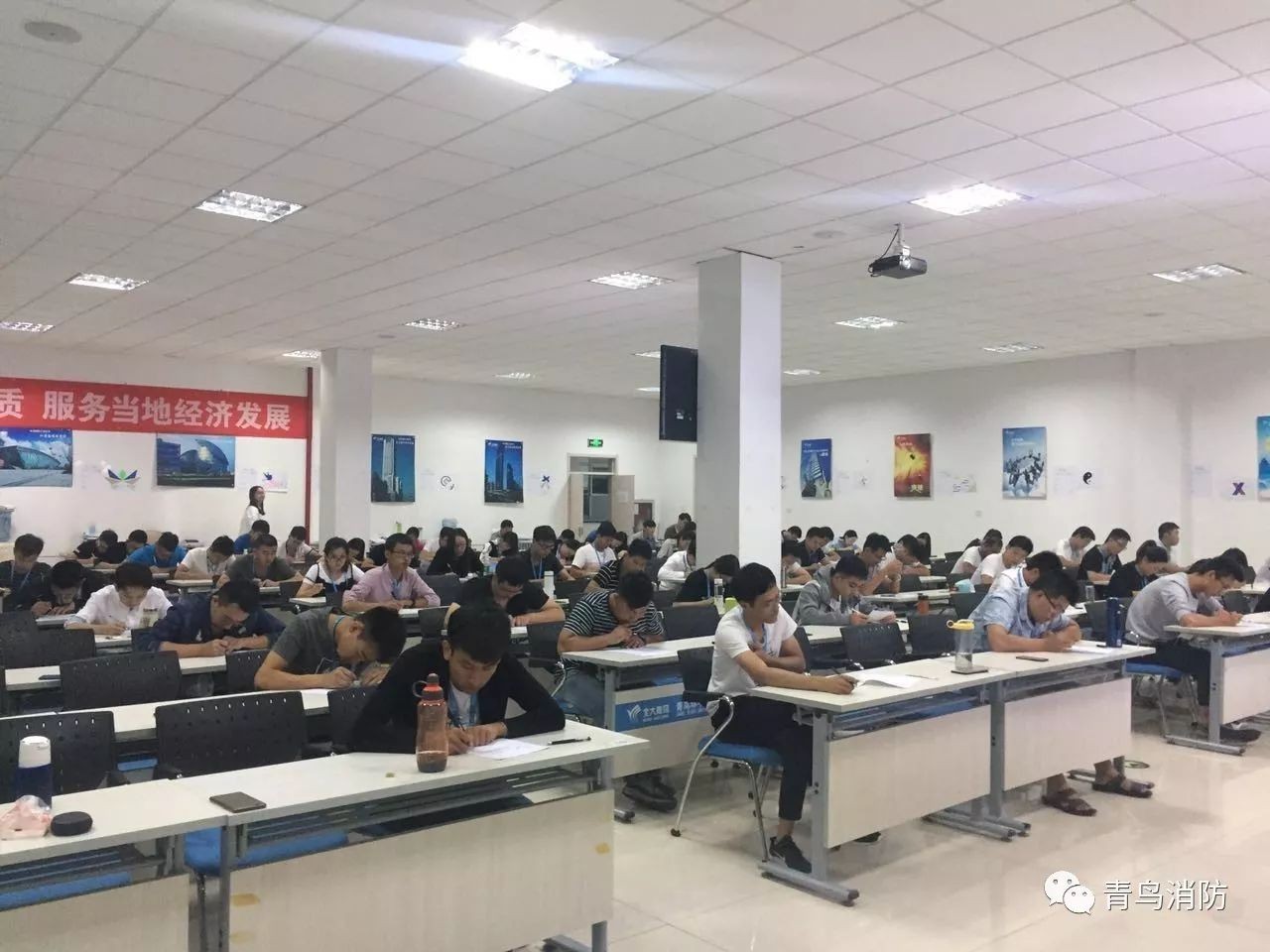 hahabet�ǳ��󺣹ٷ���վ-�����������ͷ