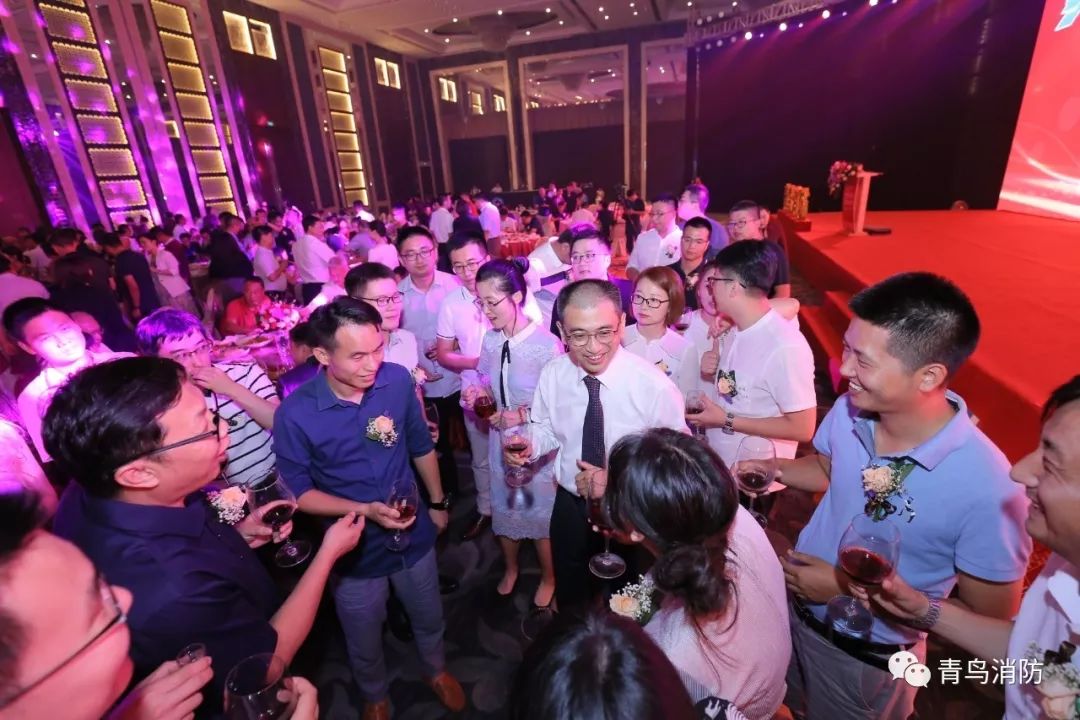 hahabet�ǳ��󺣹ٷ���վ-�����������ͷ