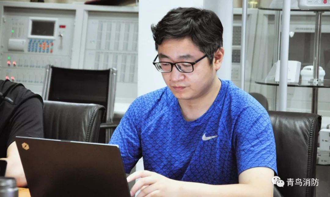 hahabet�ǳ��󺣹ٷ���վ-�����������ͷ