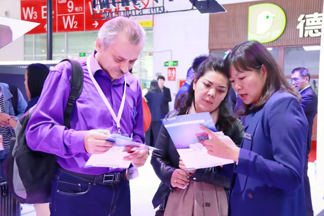 hahabet�ǳ��󺣹ٷ���վ-�����������ͷ