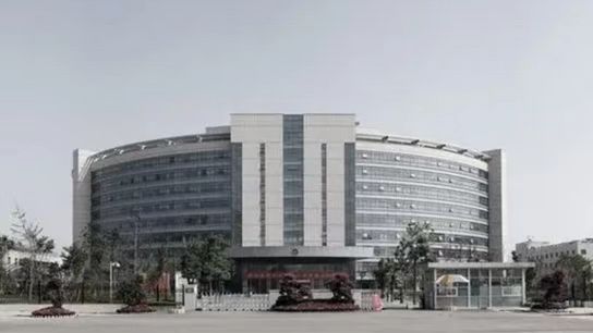 �������񵱾�