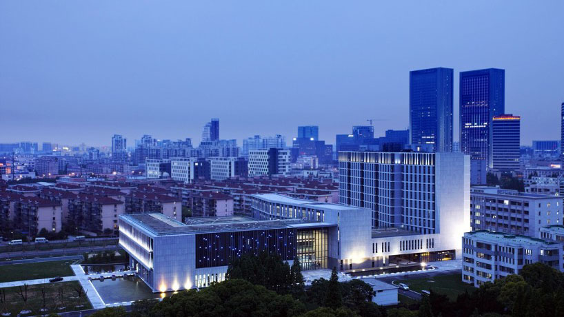 �й��Ϻ���ί��У